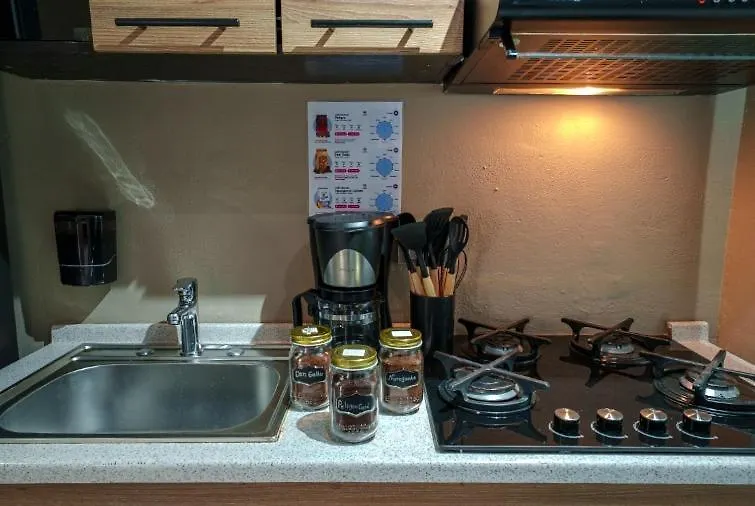 3 Bedroom Apartment, With Arcade Machine - 1 Block From Lleras Park P7 메딜린 0*,